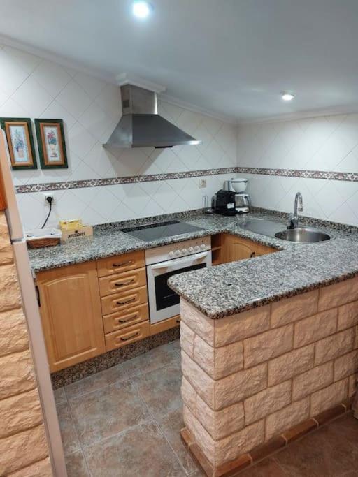 Appartement La Buhardilla. Aparcamiento Exterior Privado à Teruel Extérieur photo