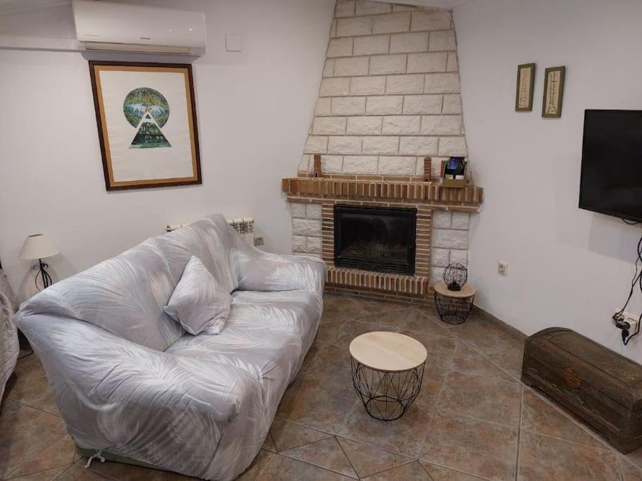 Appartement La Buhardilla. Aparcamiento Exterior Privado à Teruel Extérieur photo