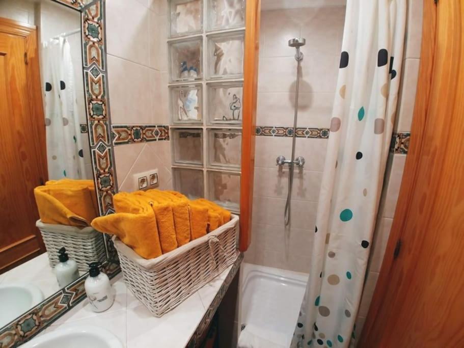 Appartement La Buhardilla. Aparcamiento Exterior Privado à Teruel Extérieur photo